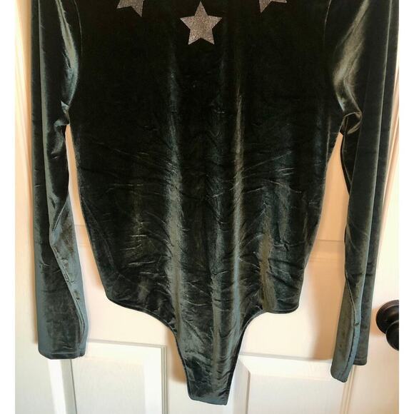 Victoria's Secret Sport Size Large Green Velvet Thong Bodysuit Glitter Stars - Picture 4 of 7